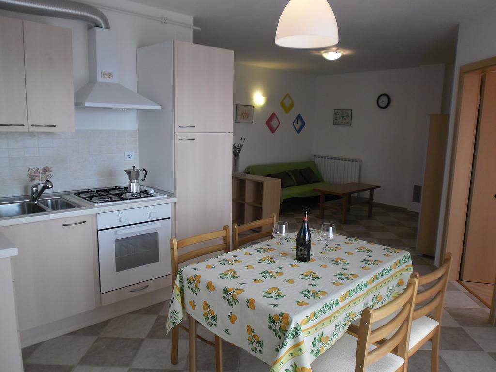 Apartments Mb بولا الغرفة الصورة