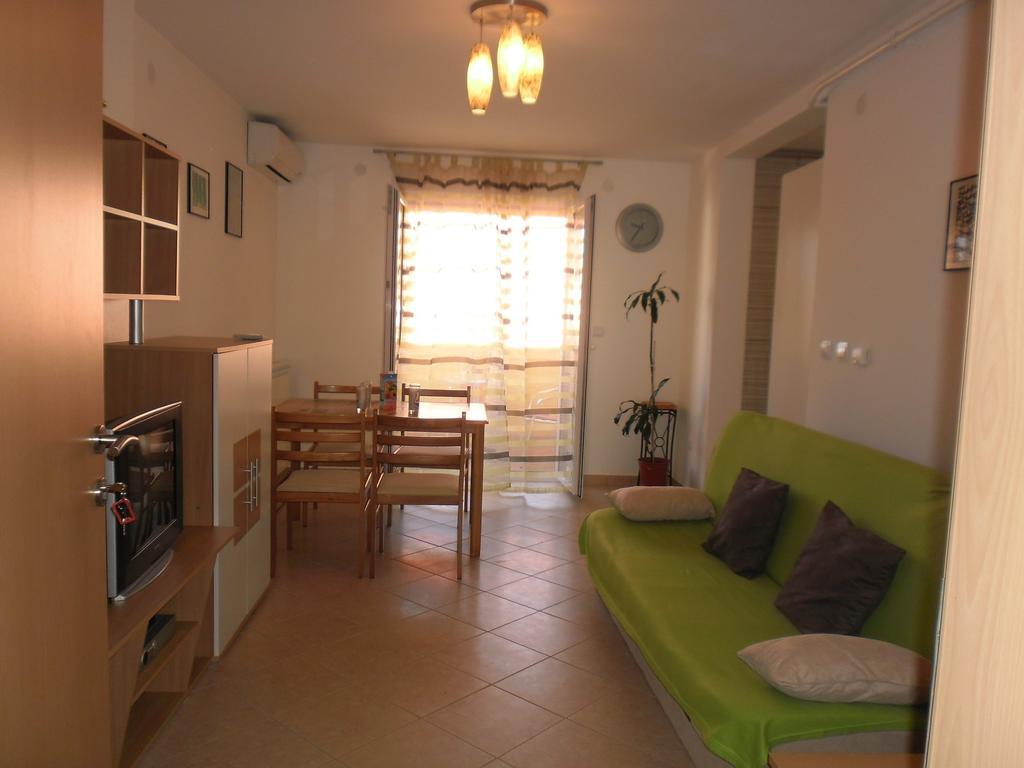Apartments Mb بولا الغرفة الصورة